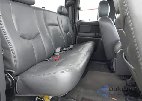 2003 Chevrolet Silverado 1500 Ls z USA, uszkodzony, nr VIN 1GCEK19T43E294593